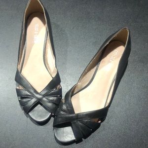 Chelsea Crew Black Low Wedge Dressy Sandals; Sz 10.5